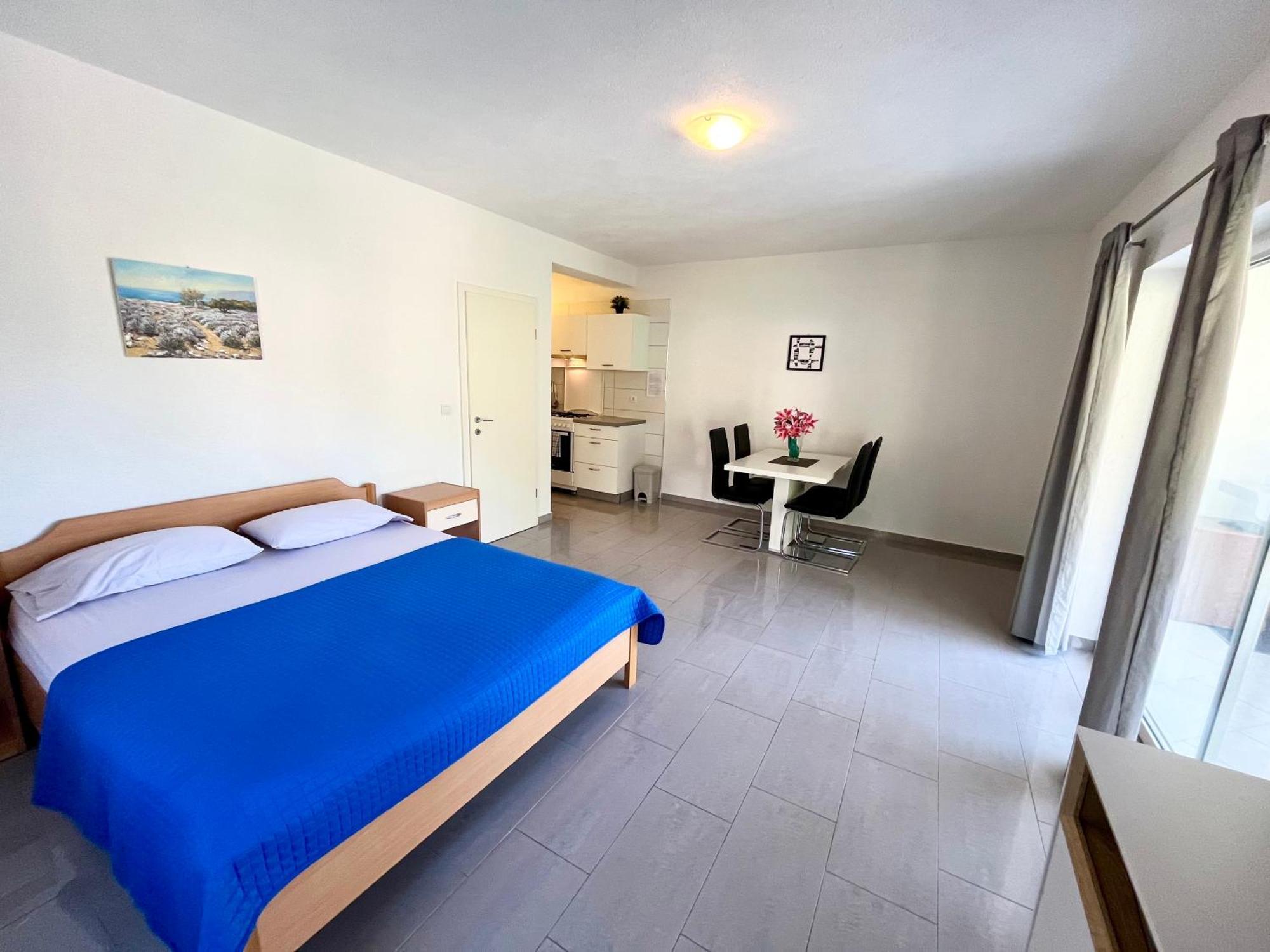 Paradise Apartments - Robinson Getaway Gdinj Buitenkant foto